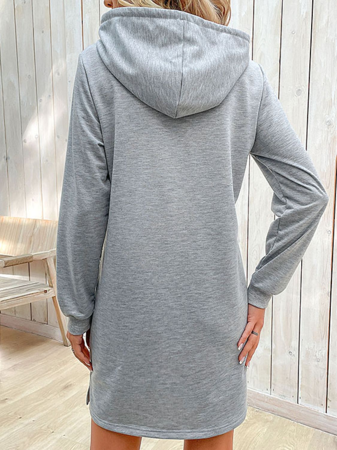 LM | Simple and stylish hoodie