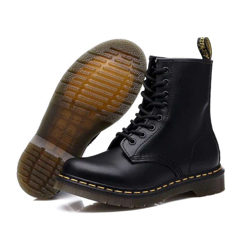 LM | Leather boots with thick soles