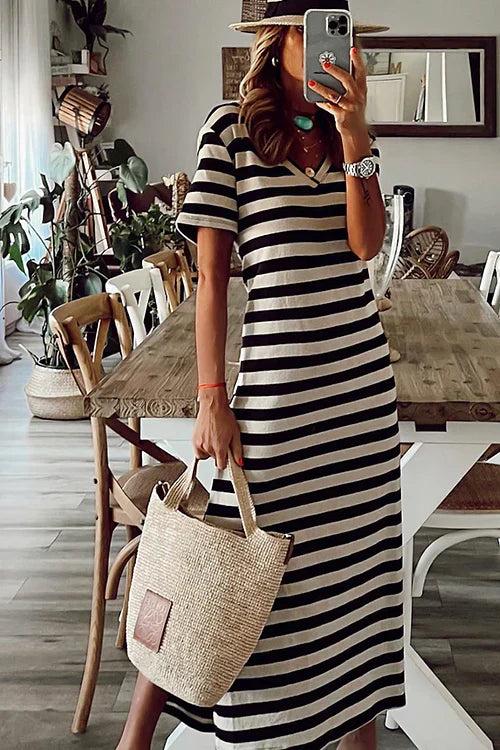 LM | Casual dress with stripe pattern