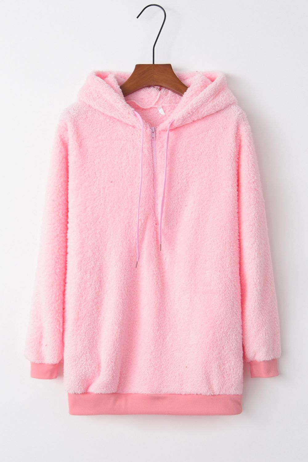 LM | Modern and versatile winter hoodie
