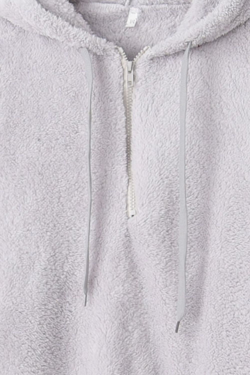LM | Modern and versatile winter hoodie