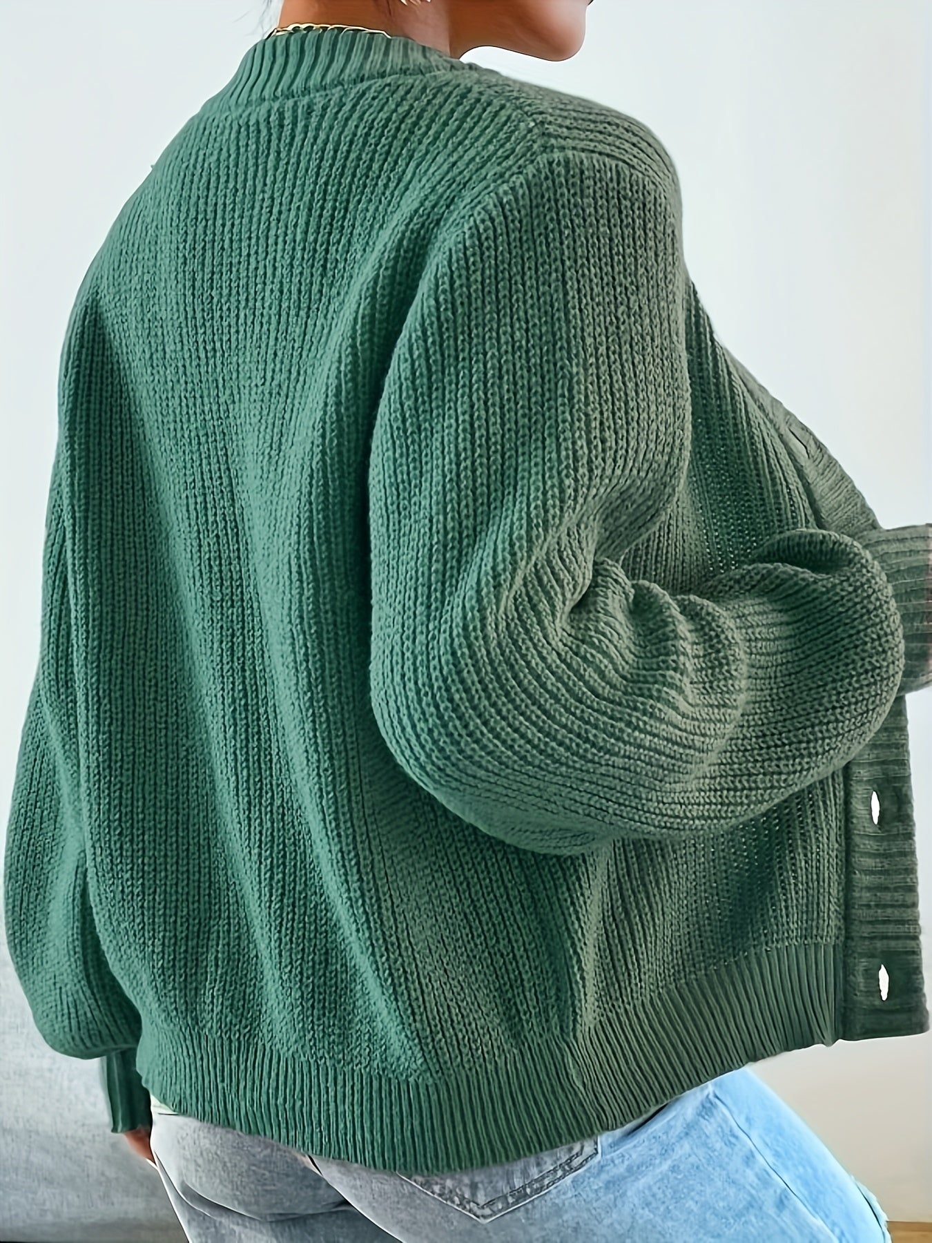 LM | Classic and elegant winter sweater