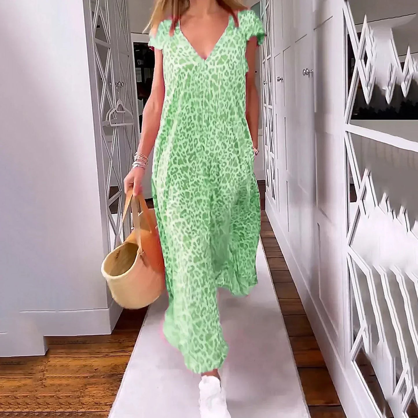 LM | Fashionable women's dress