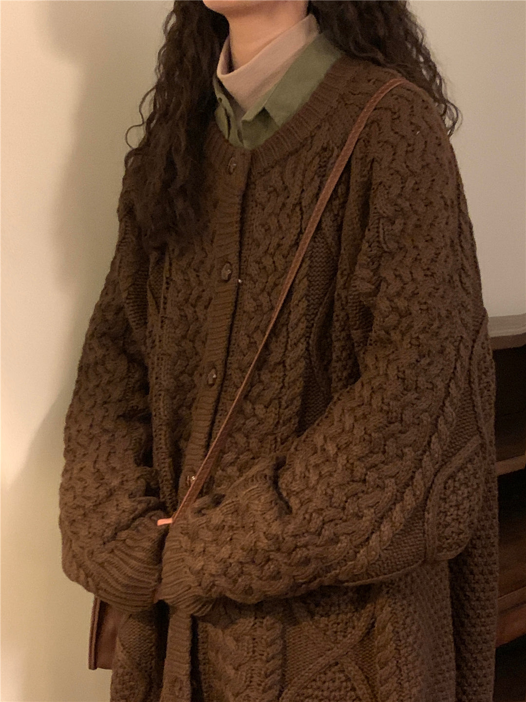 LM | Vintage-inspired and cozy sweater