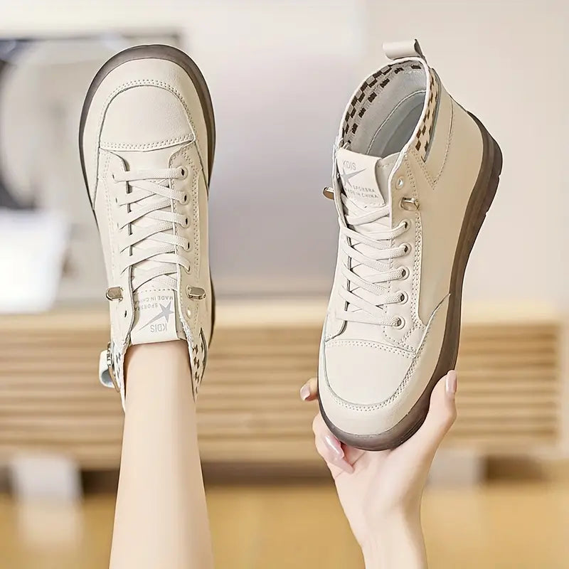 LM | ORTHOPEDIC BOOTS WITH BUCKLE STRAPS