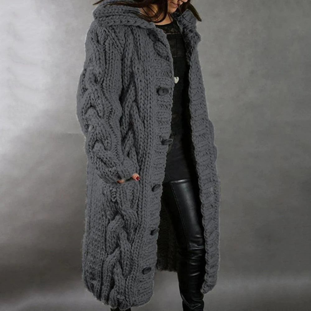 LM | Cozy knitted coat for women