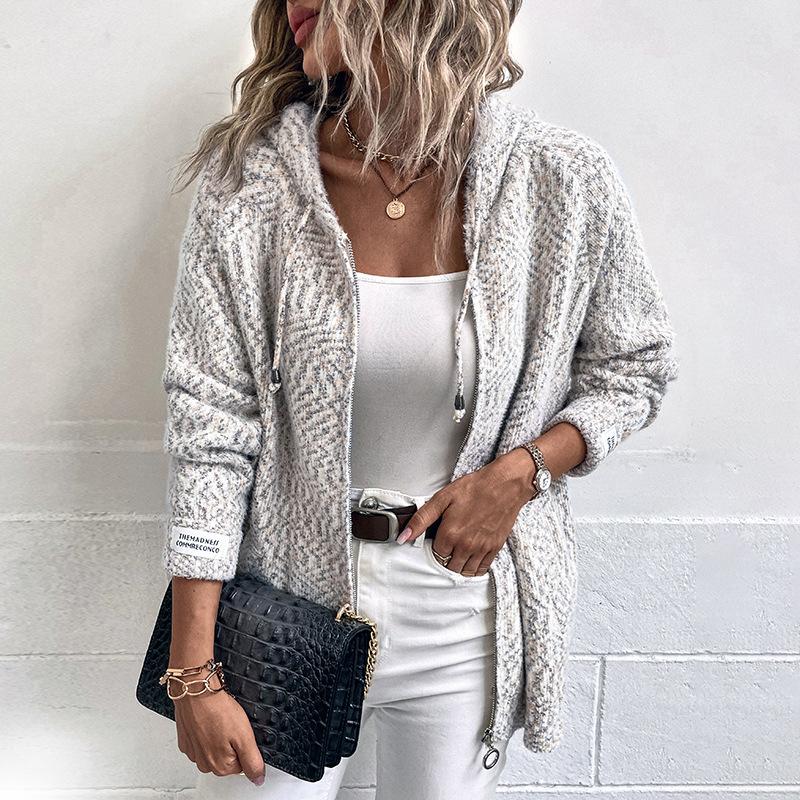 LM | Classic and stylish winter cardigan