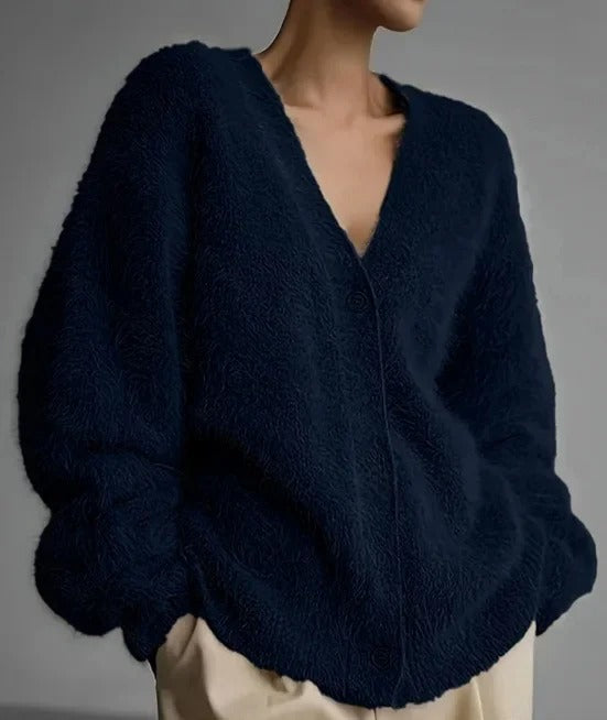 MB | Flauschige schulterfreie Strickjacke