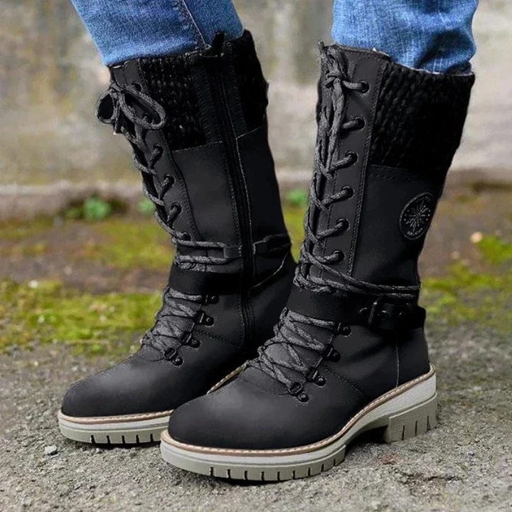 LM | Winter boots with buckles, lace and knitted pattern in the middle of the calf