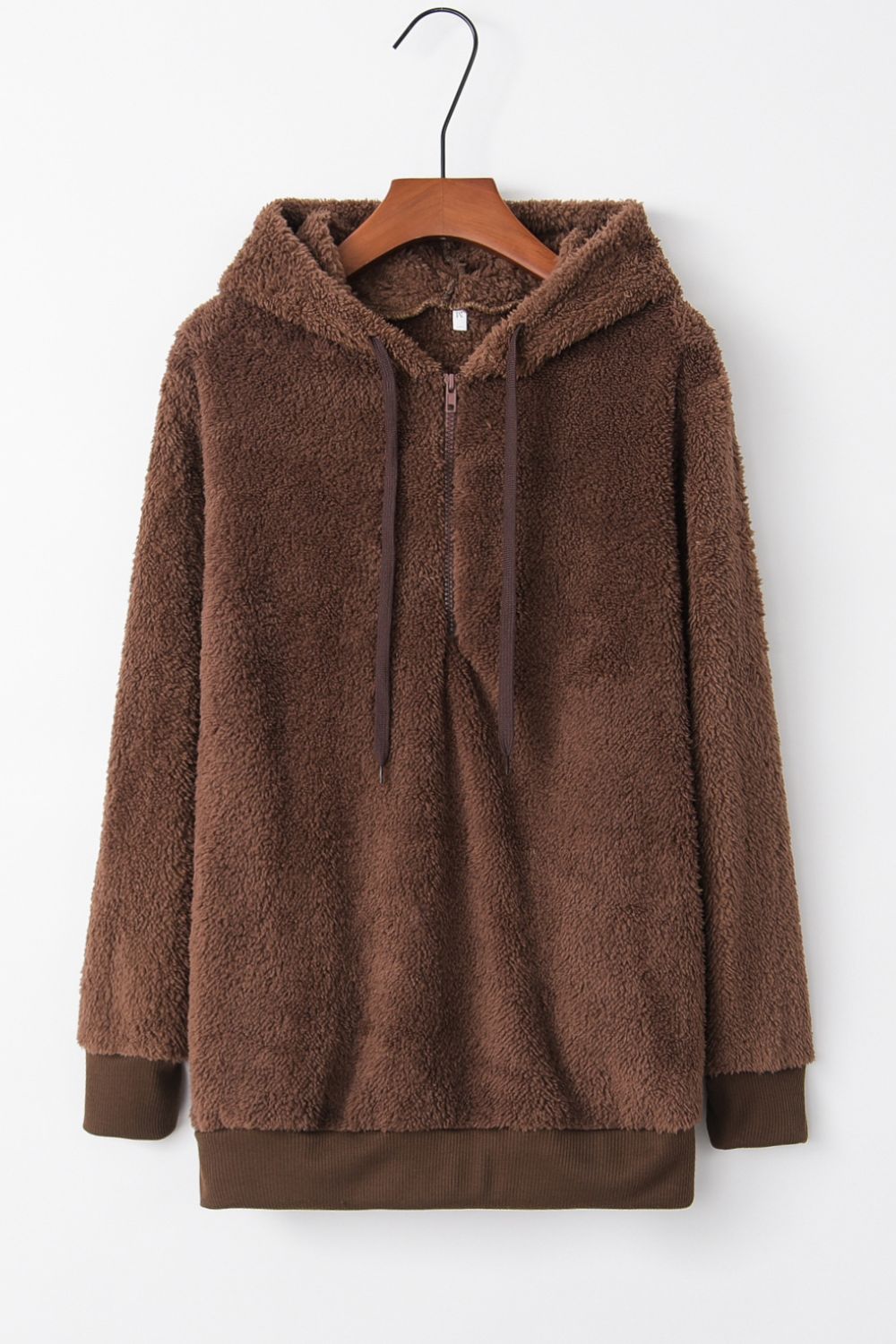 LM | Modern and versatile winter hoodie