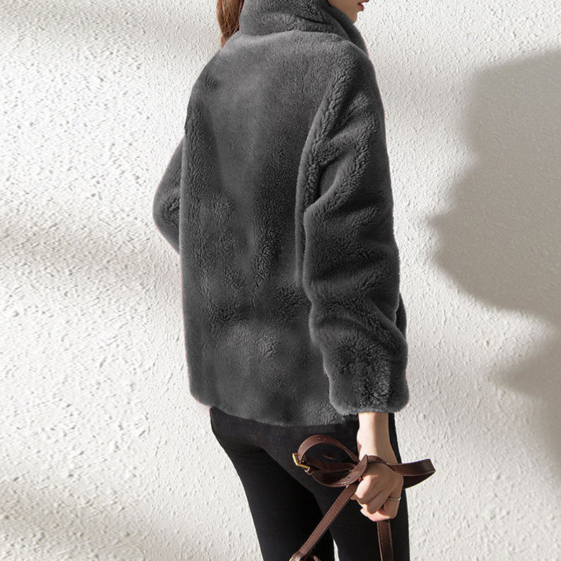 LM | Uncomplicated and trendy winter jacket