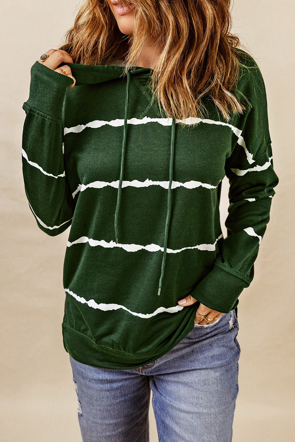 LM | Casual and fashionable hoodie