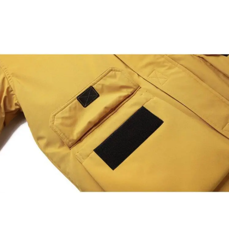 LM | Uncomplicated and trendy winter jacket