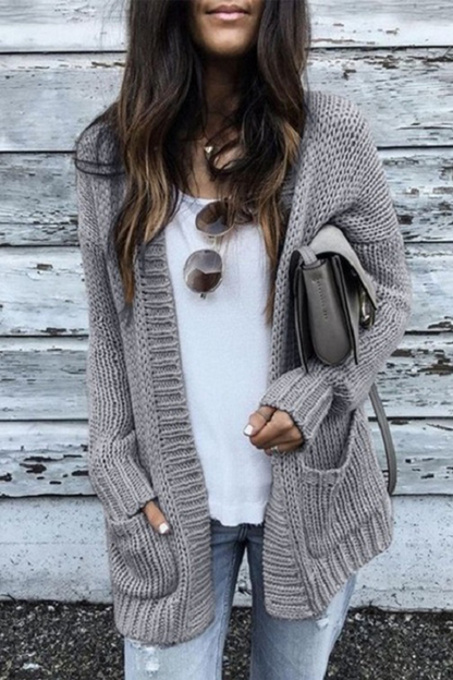 LM | Fashionable and minimalist winter sweater