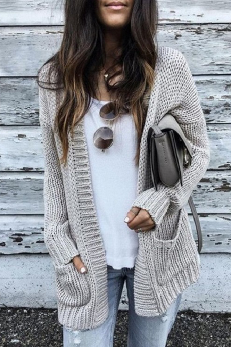 LM | Fashionable and minimalist winter sweater