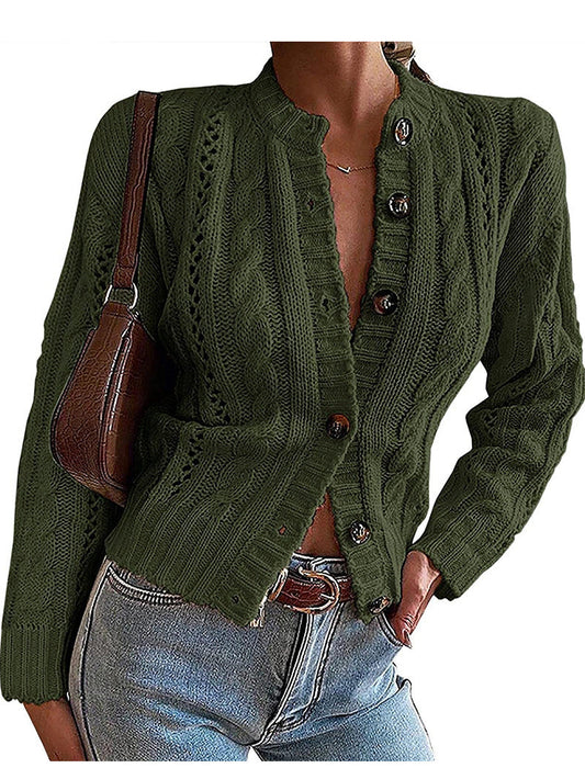 LM | Modern and fashionable winter sweater