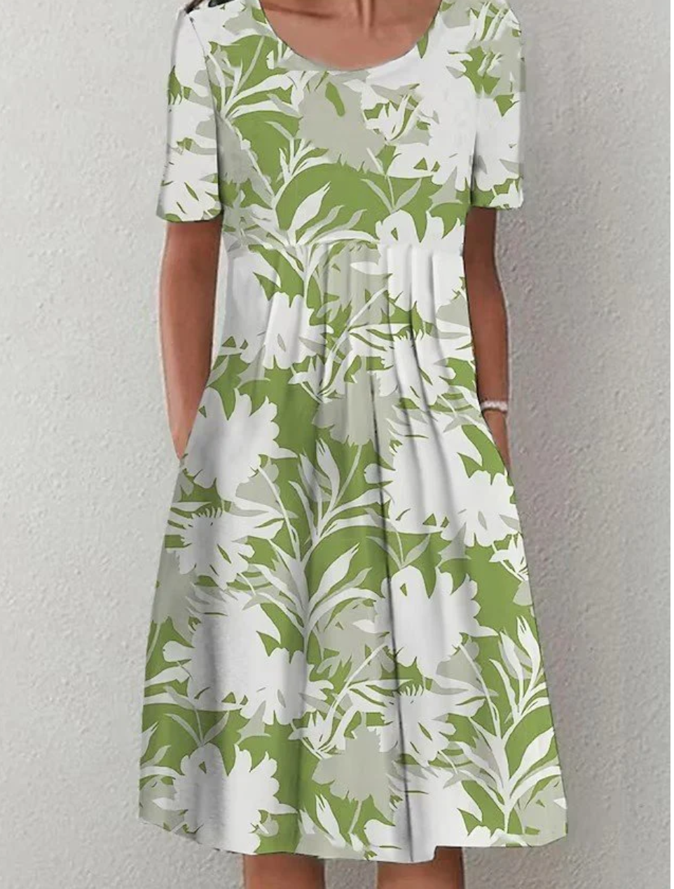 LM | Waisted floral dress
