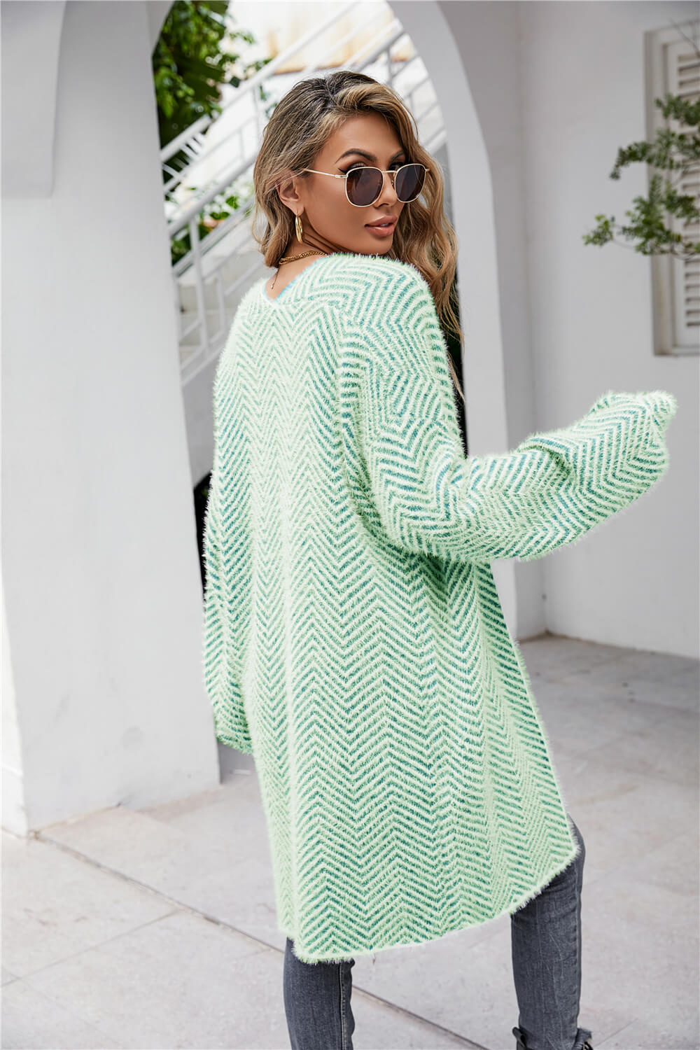LM | Classic and stylish winter cardigan
