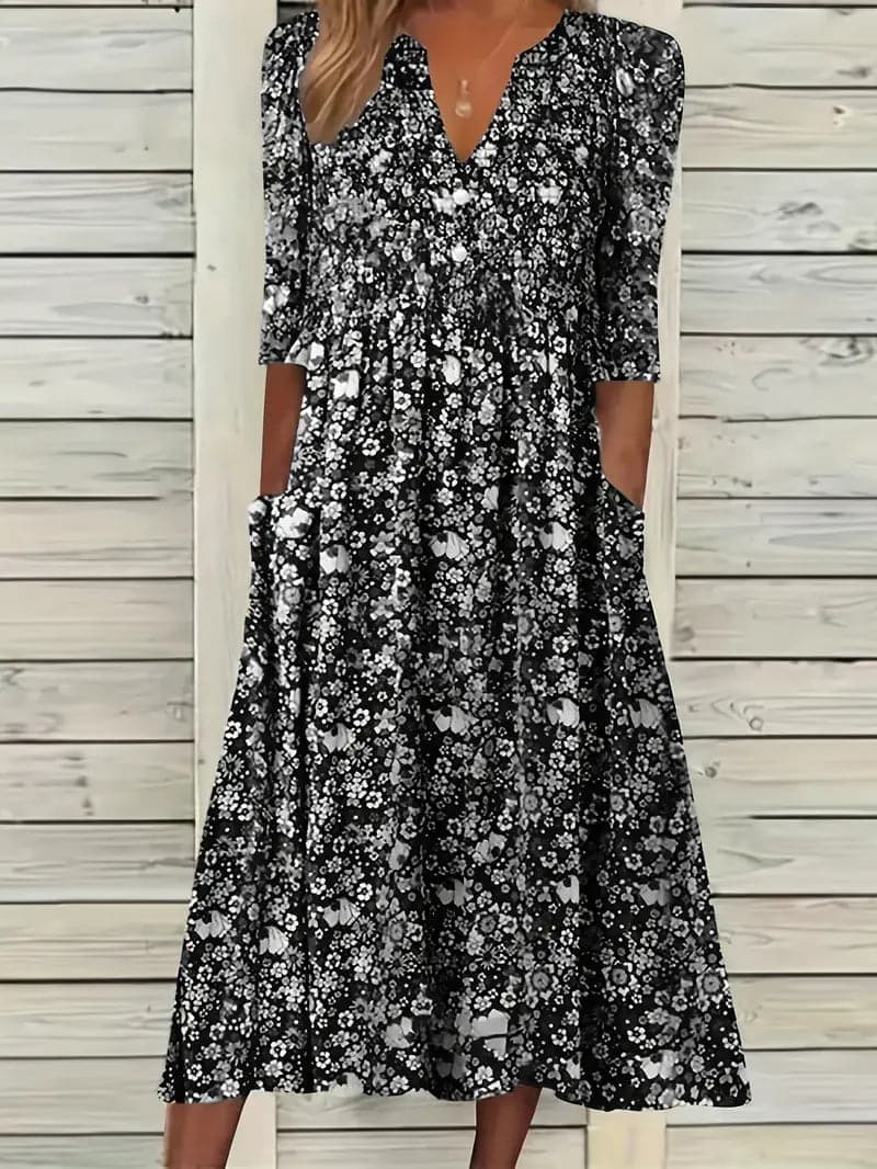 LM | Beautiful maxi dress with pleats