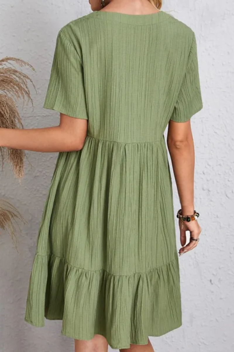LM | Women's dress with V-neck and frills