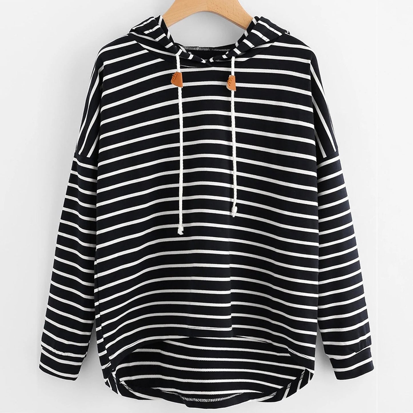 LM | Elegant and casual winter sweater