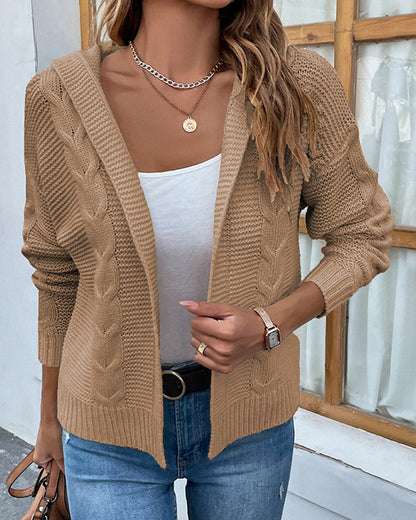 LM | Modern and comfortable winter sweater