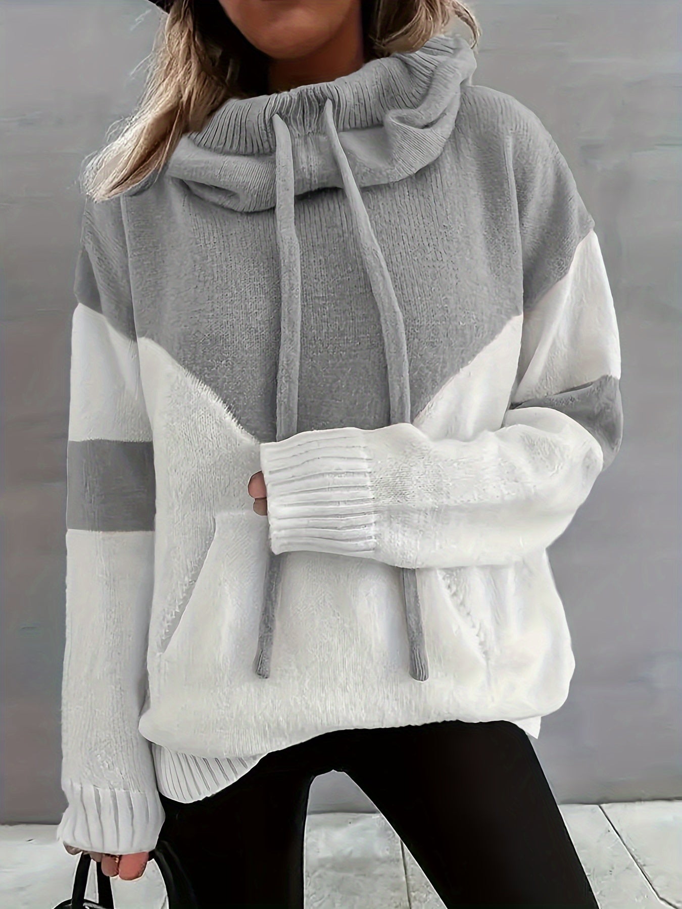 LM | Simple and stylish winter hoodie