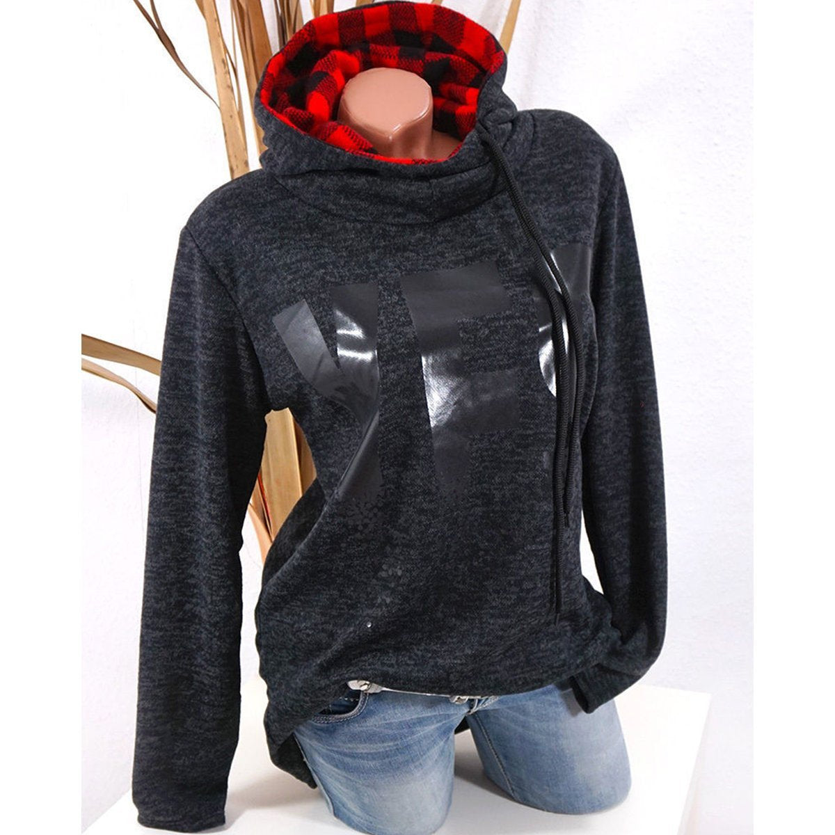 LM | Chic and versatile winter hoodie