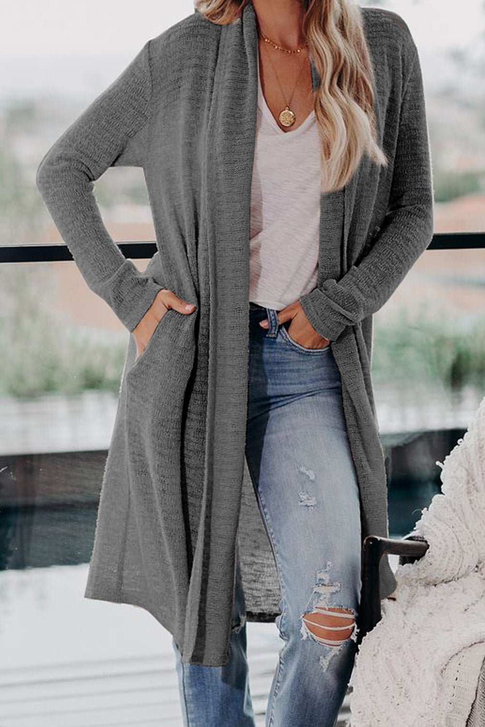 LM | Effortless and trendy winter cardigan