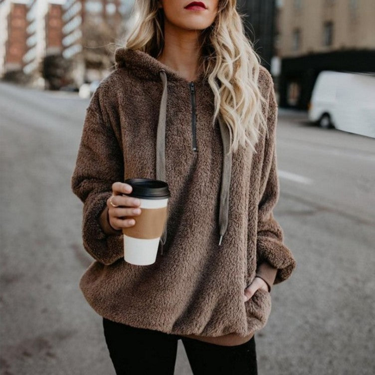LM | Uncomplicated and trendy winter hoodie