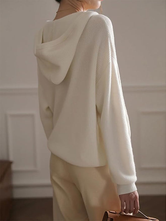 LM | Timeless and stylish winter sweater