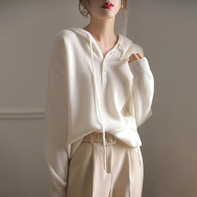 LM | Trendy and elegant winter sweater