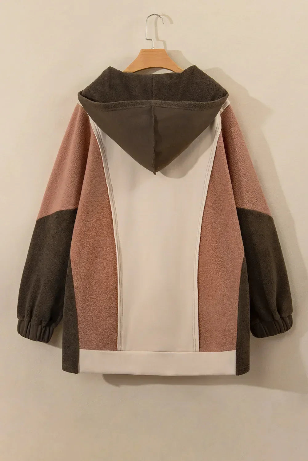 LM | Casual and effortless winter hoodie