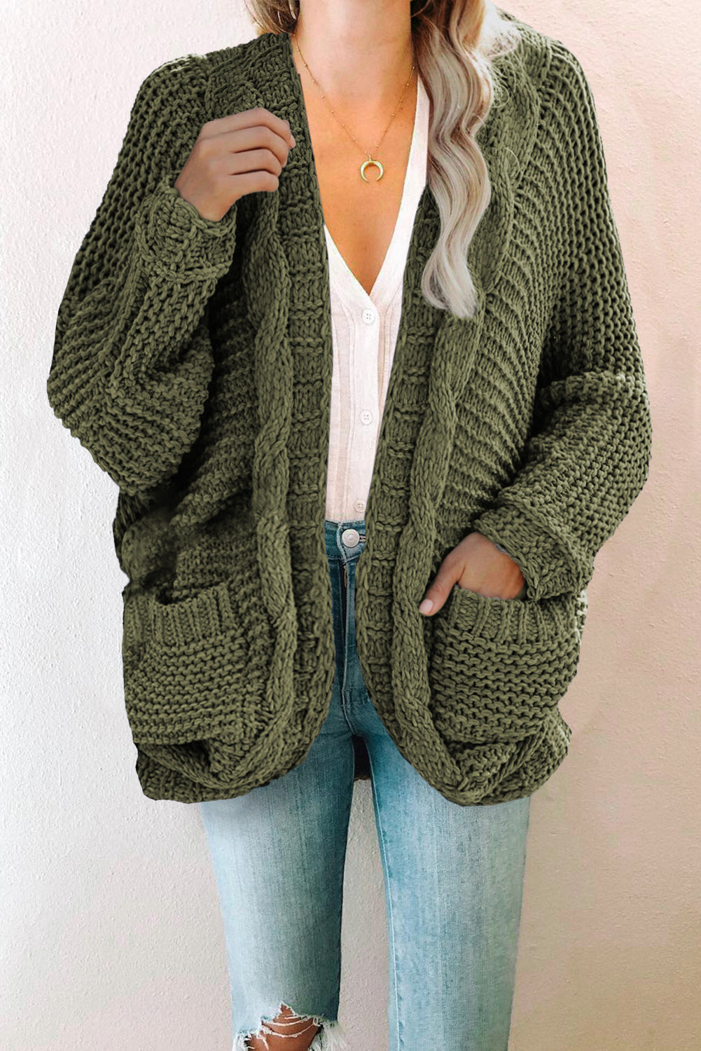 LM | Trendy and elegant winter cardigan