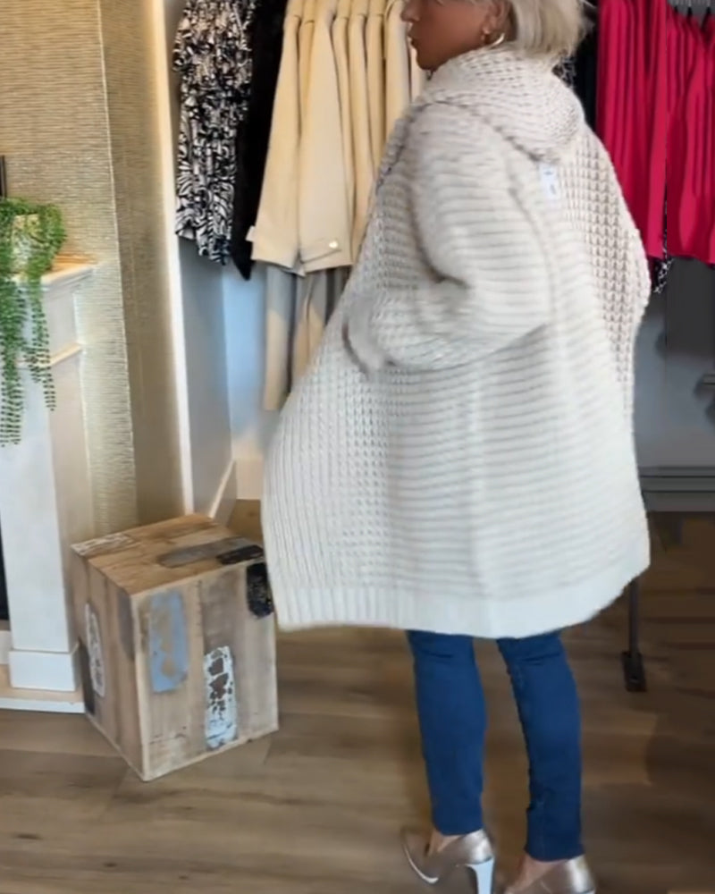 LM | Modern and fashionable winter cardigan