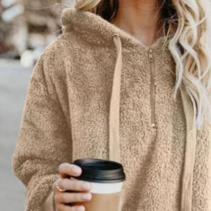 LM | Uncomplicated and trendy winter hoodie