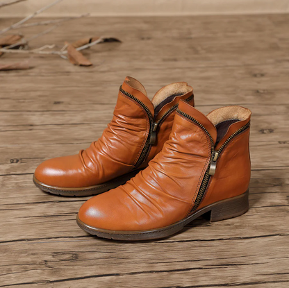 LM | cozy leather boots at the ankle