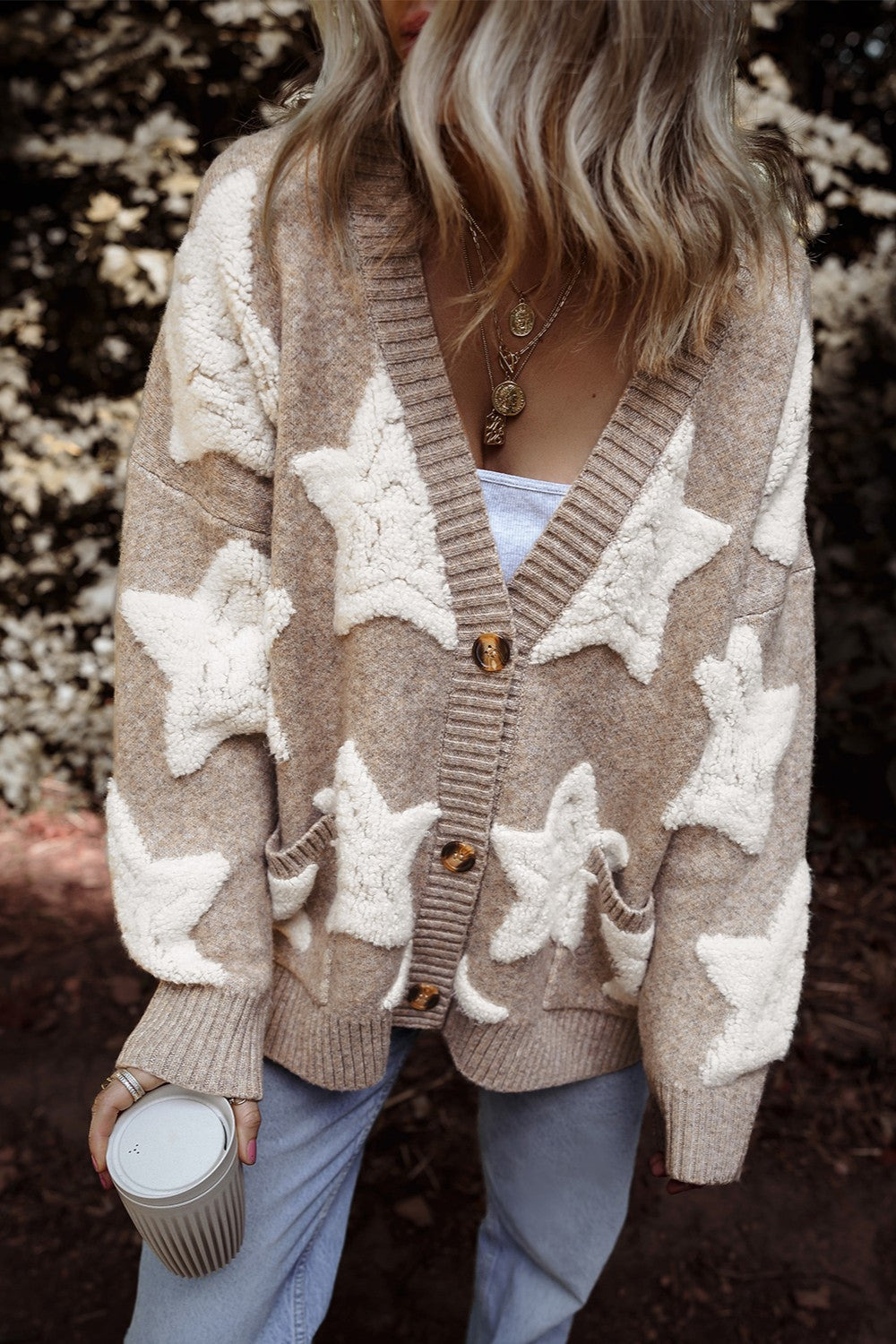 LM | Timeless and stylish winter cardigan