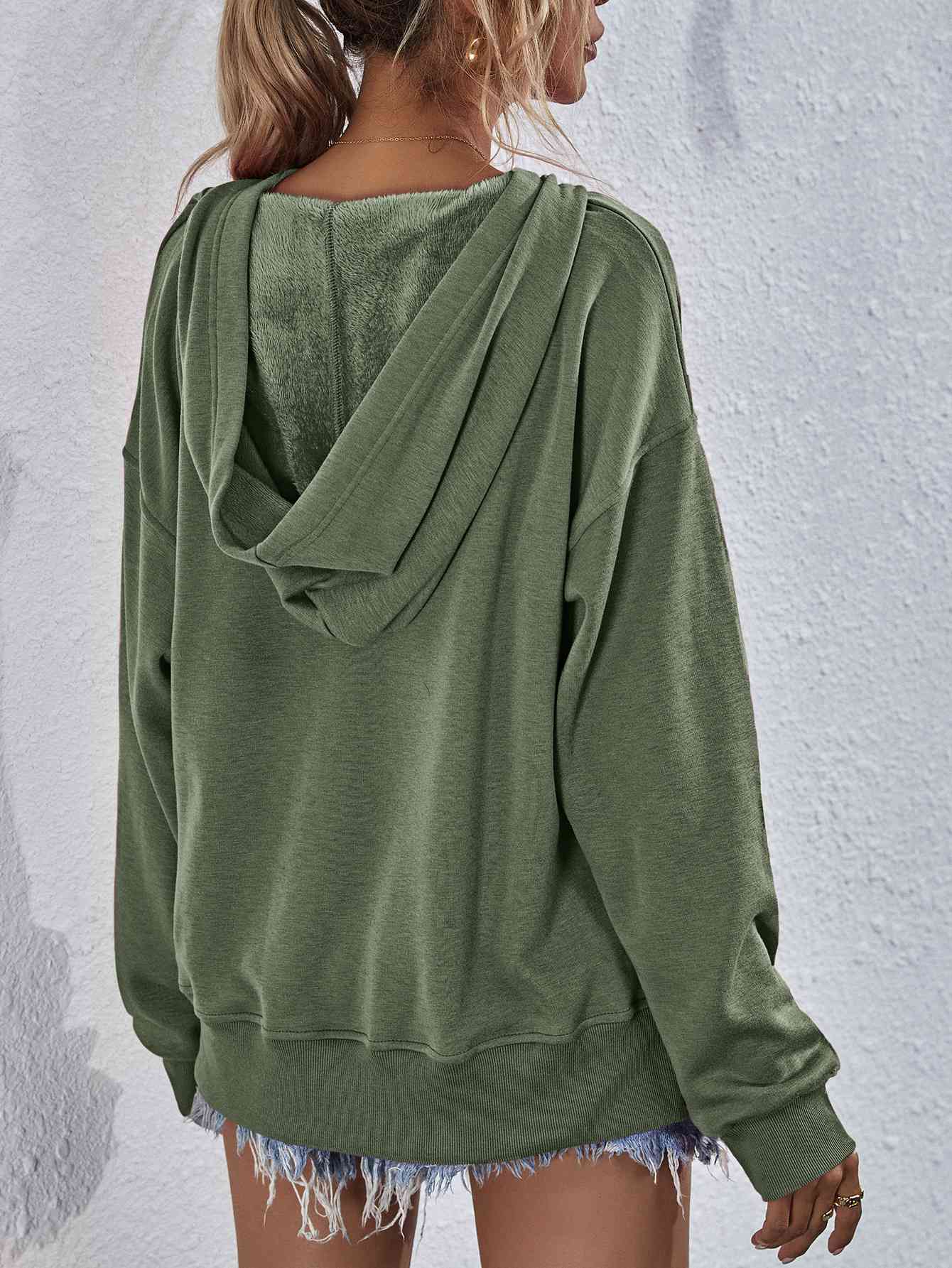 LM | Chic and relaxed winter hoodie