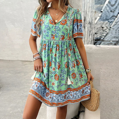 LM | Short-sleeved dress with V-neckline