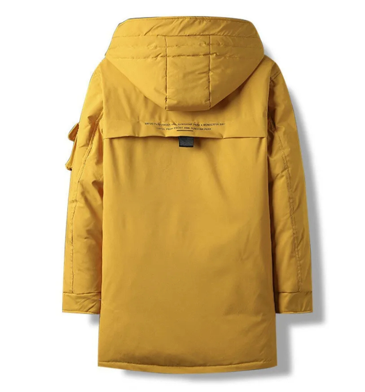 LM | Uncomplicated and trendy winter jacket