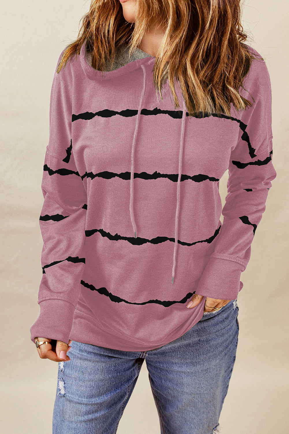 LM | Casual and fashionable hoodie