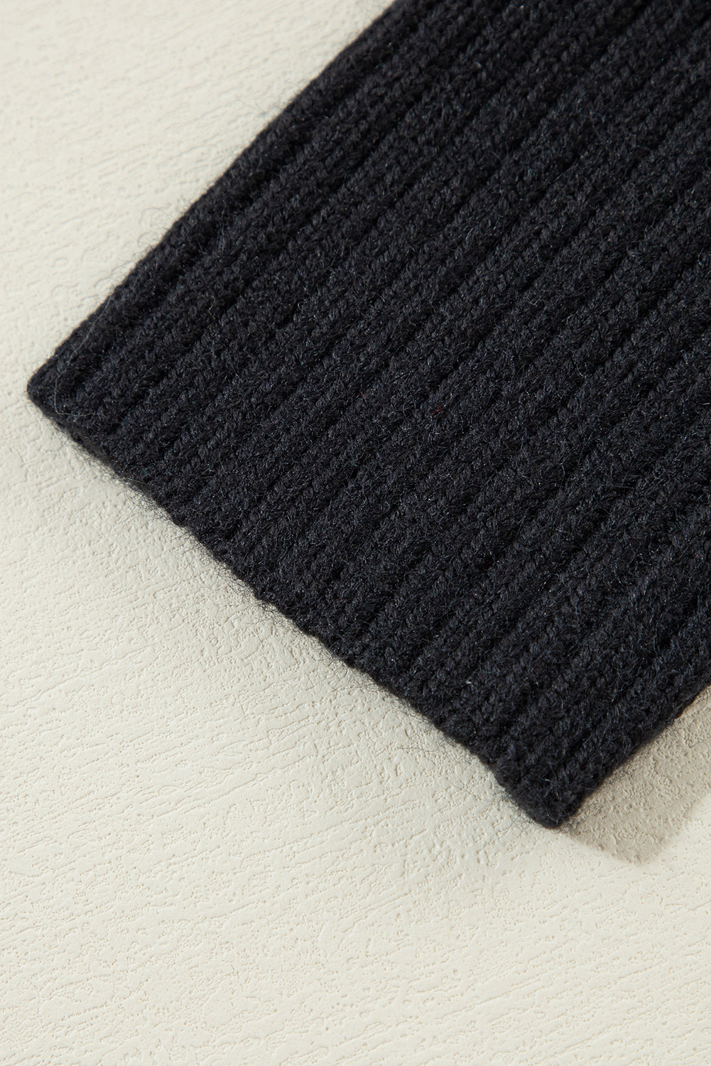 LM | Classic and stylish winter cardigan