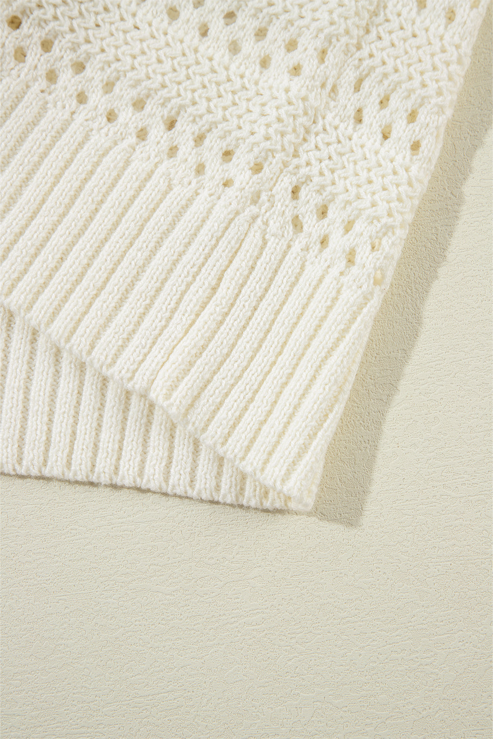 LM | Chic and relaxed winter sweater