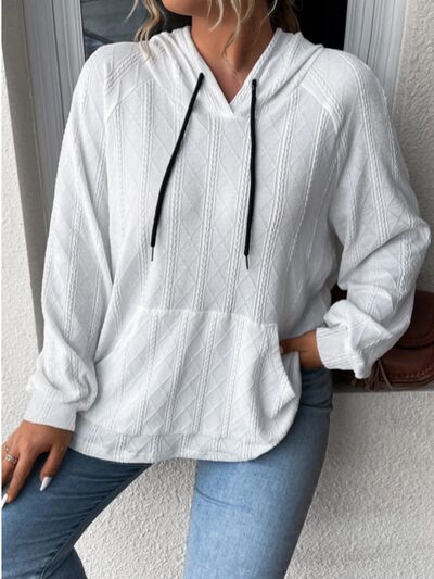 LM | Classic and comfortable hoodie