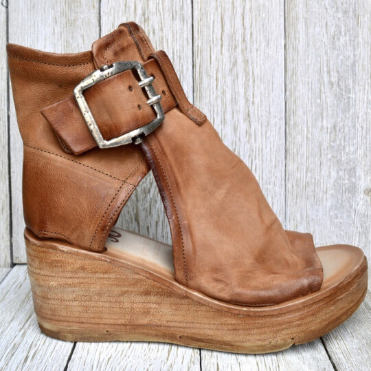TS | Boho wedge sandals