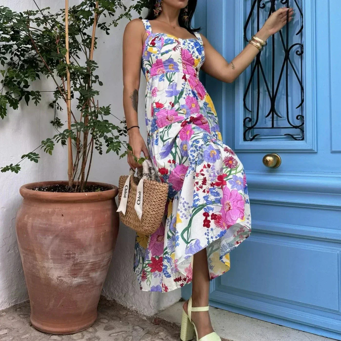LM | Dress with floral print and sleeves