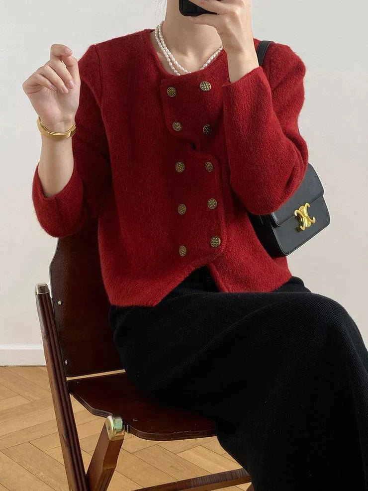 LM | Classic and elegant cardigan for winter