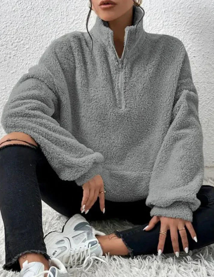 LM | Modern and fashionable winter sweater