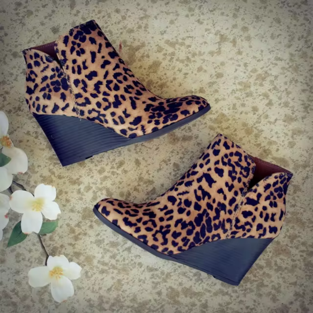 LM | | Elegant winter boots